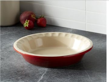 Win A Le Creuset Pie Plate