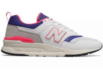Win New Balance Sneakers