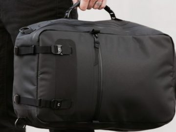 Carryology Black Ember Black Out Giveaway