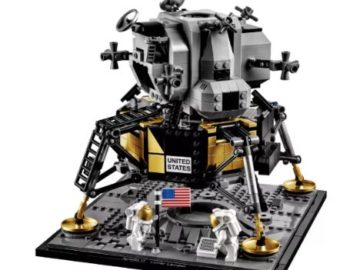 Nature Briefing NASA Lego Set Giveaway