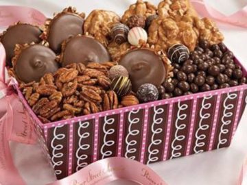 River Street Sweets Sweetsgiving Sweepstakes