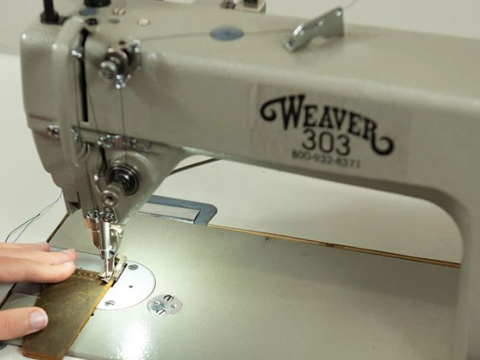 Weaver 303 Sewing Machine Giveaway