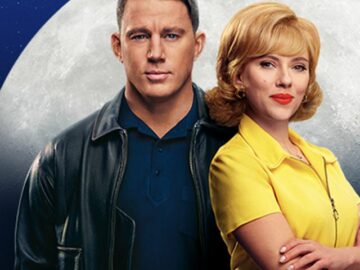 Regal Crown Club Fly Me to the Moon Trip to Orlando Sweepstakes (Facebook)
