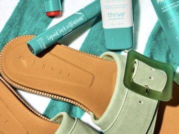 Reef x Thrive Causemetics Sunrise to Sunset Summer Essentials Giveaway