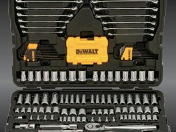 Bomgaars 100 years of DEWALT Sweepstakes