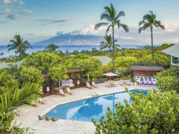 Hotel Wailer X Aloha Collection Getaway Giveaway