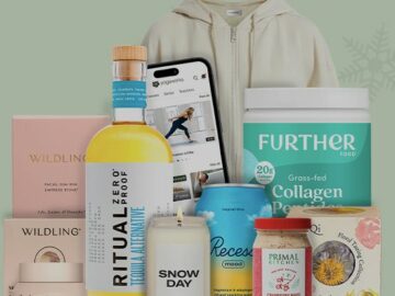 YogaWorks Merry and Mindful Giveaway