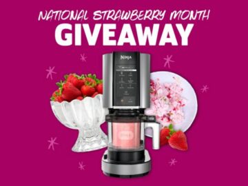 California Giant Berry Farms National Strawberry Month Giveaway - Instagram