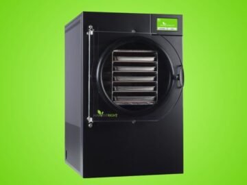 Harvest Right Medium Home Freeze Dryer Giveaway
